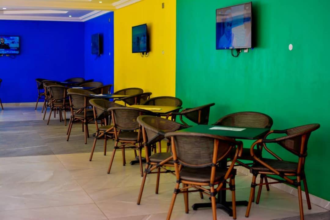 Wetland Hotel Ughelli Exterior photo