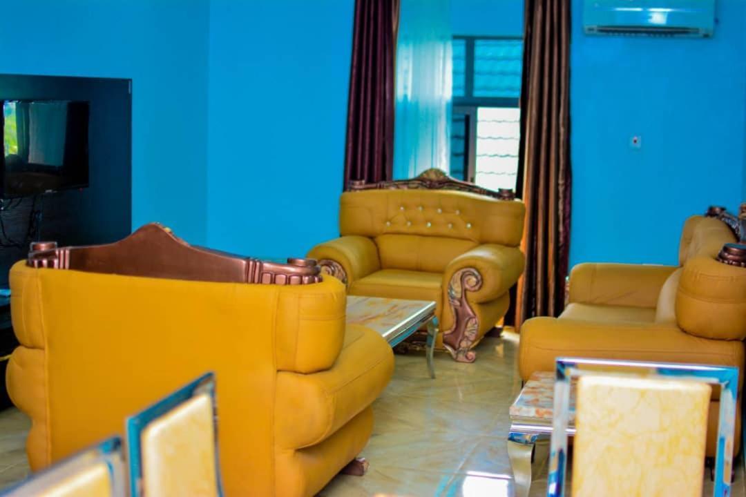 Wetland Hotel Ughelli Exterior photo